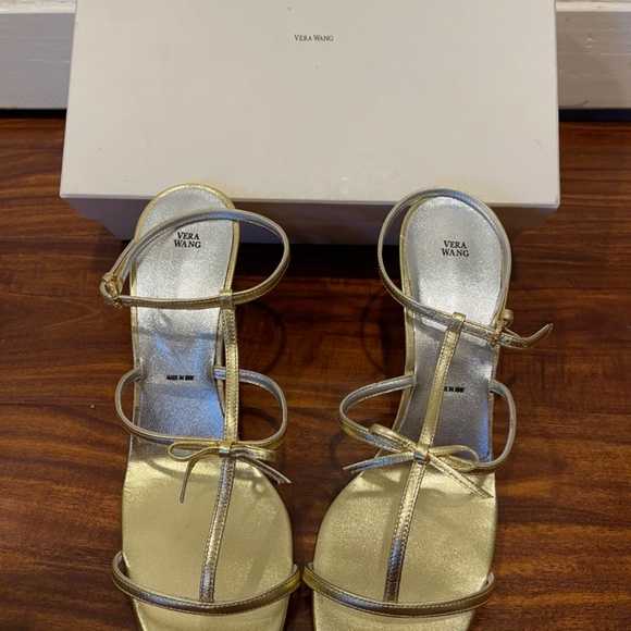 Vera Wang Gold Strapy Leather Sandals Heels - Picture 7 of 8